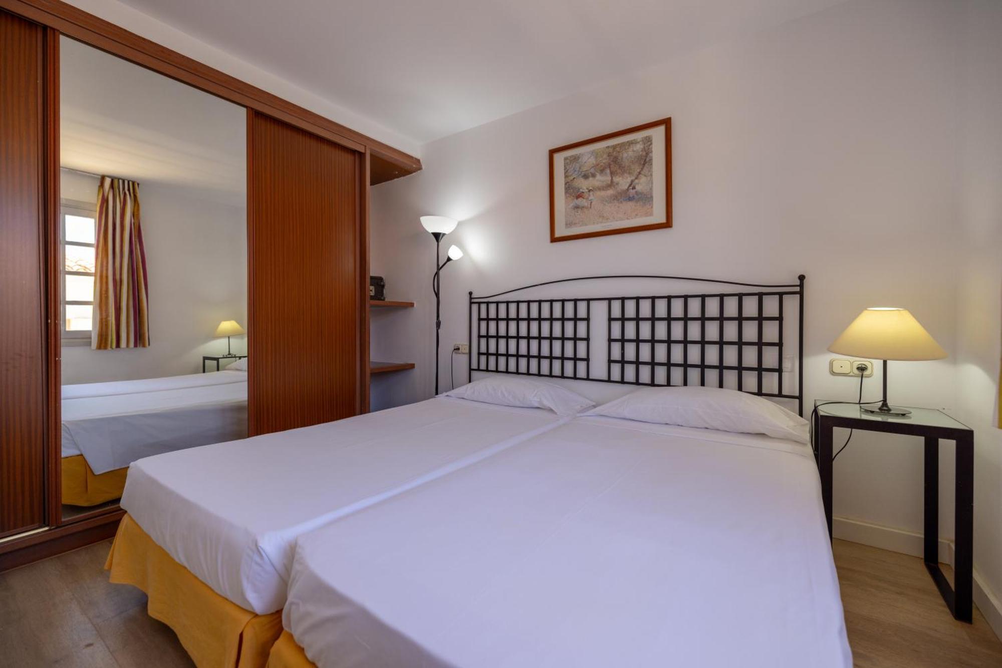 كوراليهو Fuentepark Apartments المظهر الخارجي الصورة